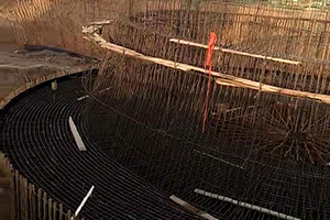 白山砼烟囱新建施工现场